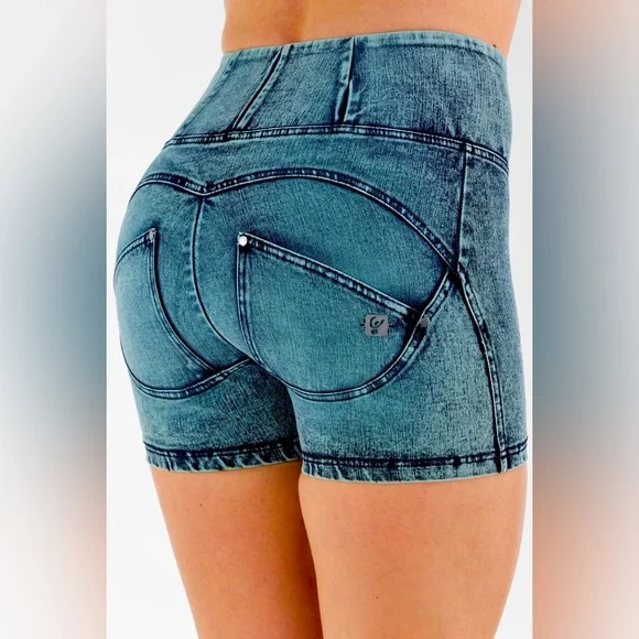 Freddy shorts store
